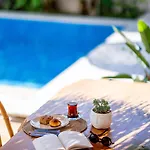 Fora Bella Hotel